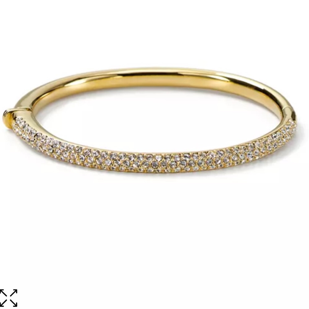 Nadri
Triple Row Bangle